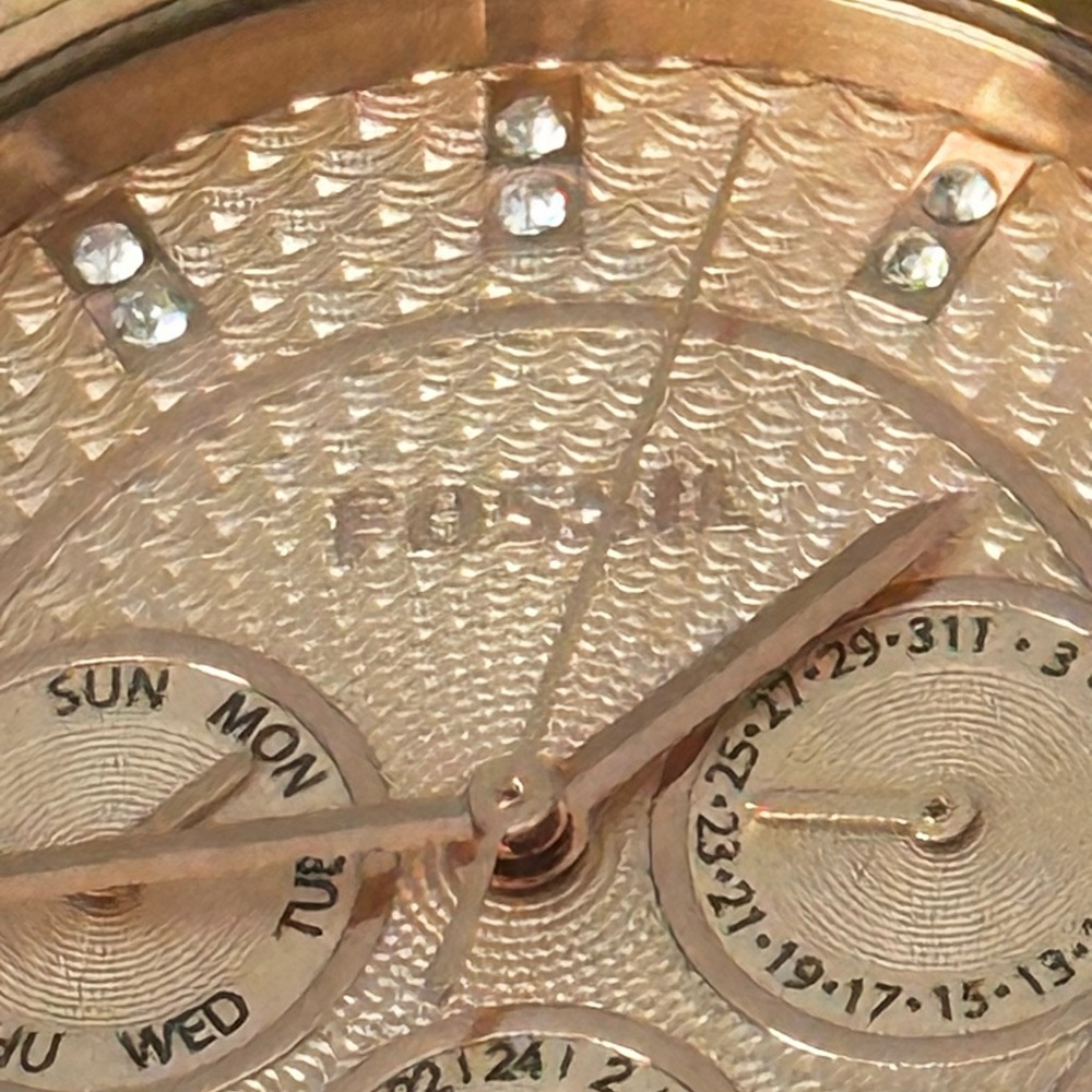 Fossil Gold-Tone Watch and Bracelet Set - Picture 8 of 10